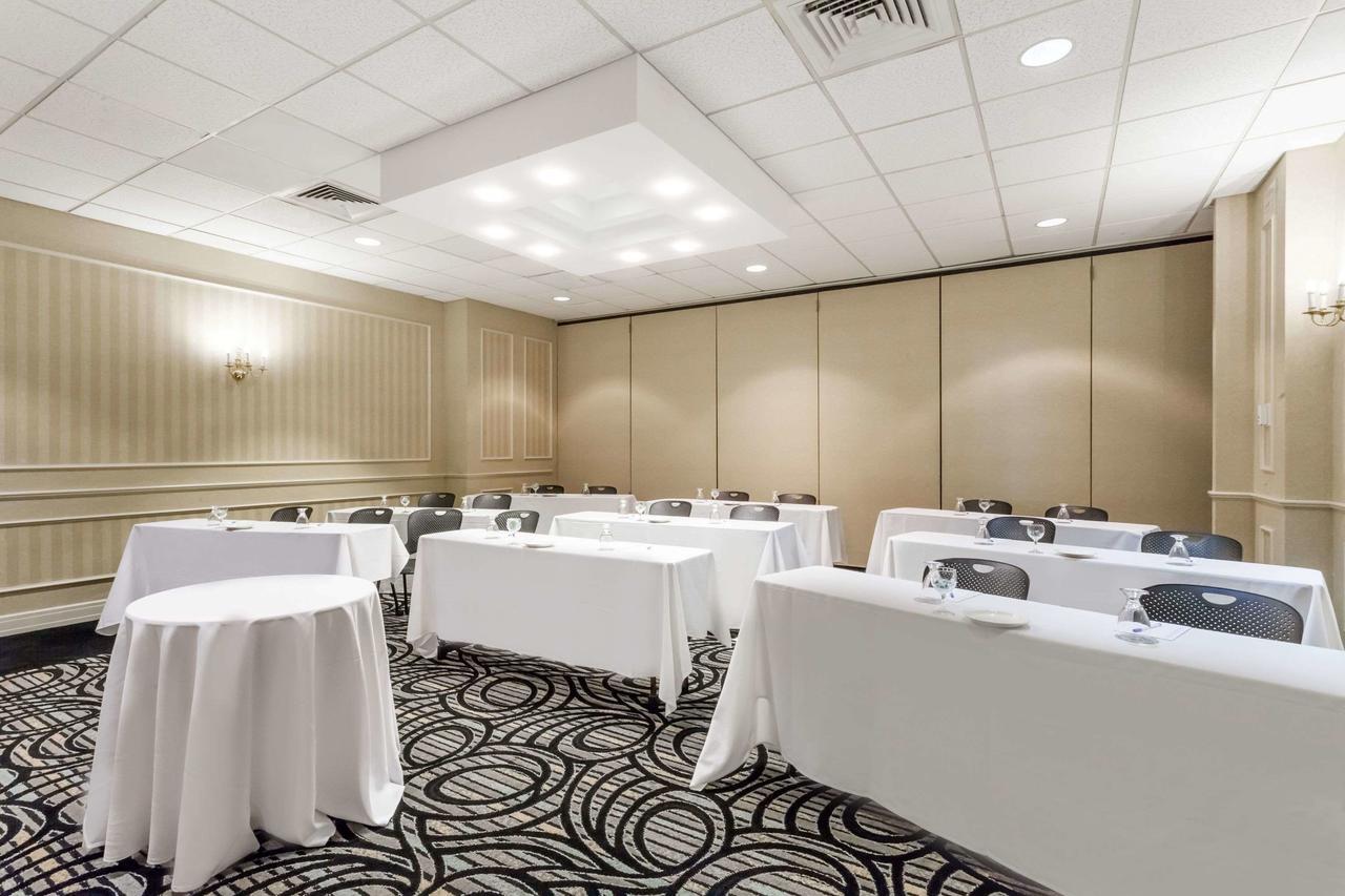מלון Wyndham Southbury מראה חיצוני תמונה